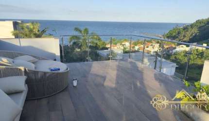 Linda casa com vista mar em Penha