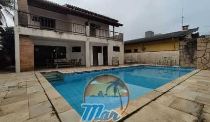 Casa de condomínio a venda com 04 quartos a venda.