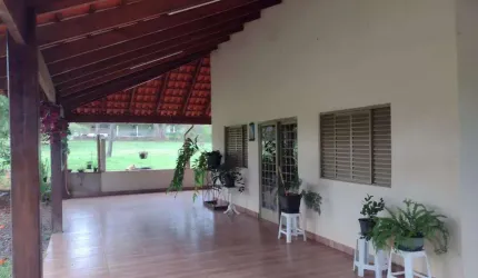 Chácara para Venda em Uberlândia, Chácaras Eldorado, 4 dormitórios, 2 suítes, 3 banheiros, 10 vagas