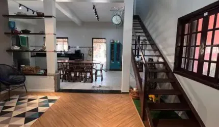 Chácara para Venda em Uberlândia, Chácaras Eldorado, 4 dormitórios, 2 suítes, 5 banheiros, 10 vagas