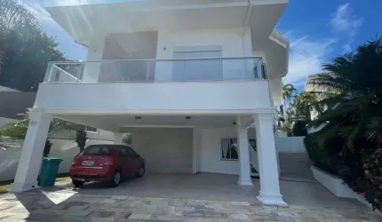 Casa alto padrão a venda em condomínio fechado em Indaiatuba,