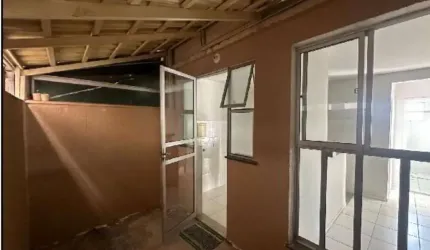 Apartamento de Área Privativa, com 53m², bairro Nacional