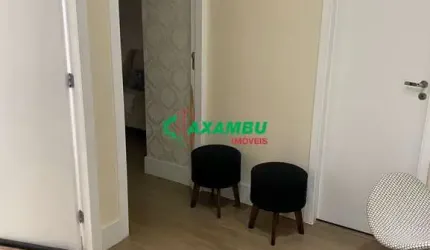 SALA COMERCIAL DE 25M² COM COPINHA, WC SOCIAL, COM PISO LAMINADO E 1 VAGA COBERTA ROTATIVA NA MELHOR LOCALIZAÇÃO DA VILA ARENS
