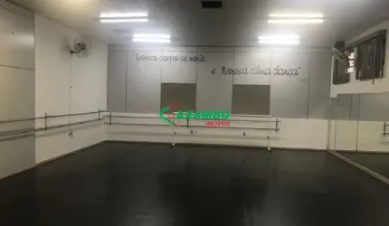 Salão Comercial à Venda em Jundiaí-SP, Bairro Caxambu: 3 Salas, 4 Banheiros, 3 Vagas de Garagem, 300m² de Área