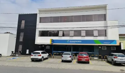Aluga-se Sala Comercial com 100 m2 Anita Garibaldi Joinville.