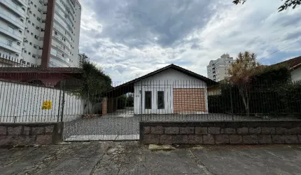 Casa Comercial para Locação Joinville.
