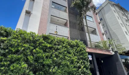 Vende-se Apto com 01 suíte + 01 dorm., Costa e Silva-Joinville.