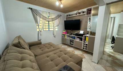 Casa com 3 quartos para alugar na Avenida Brasil, Centro, Araucária, 90 m2 por R$ 3.200
