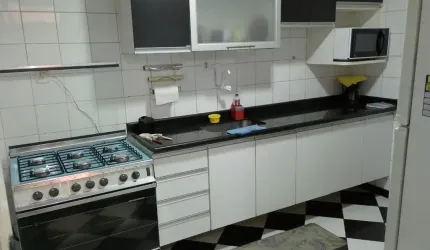 CASA DUPLEX - 72 m² - 02 DORMITÓRIOS - QUINTAL - SACADA - VARANDA - CHURRASQUEIRA -GARAGEM