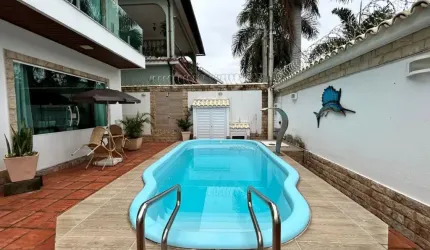 CASA DUPLEX - 280 m² - 04 DORMITÓRIOS - SUITES - PISCINA - HIDROMASSAGEM