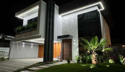 MARAVILHOSA CASA ALTO PADRÃO EM CONDOMINIO NO VILA NOVA