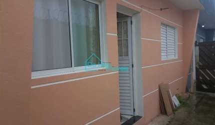Casa com 2 quartos à venda no Balneário Itaguaí, Mongaguá  por R$ 120.000