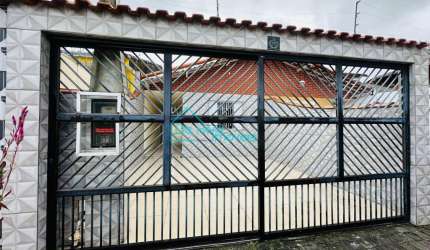 Casa com 2 quartos à venda no Itaóca, Mongaguá , 62 m2 por R$ 280.000