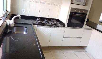 Casa com 3 quartos à venda na Rua Capistrano de Abreu - ATENÇÃO - o endereço não reflete a localização exata do imóvel, 100, Vila Suissa, Mogi das Cruzes, 121 m2 por R$ 636.000