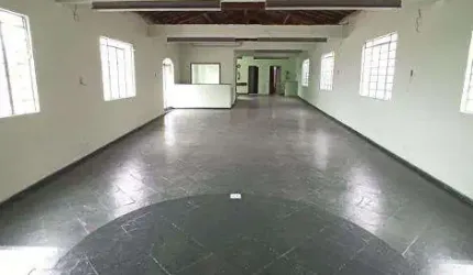 Imóvel Comercial para Venda em Ribeirão das Neves, Veneza, 1 dormitório, 2 banheiros, 3 vagas