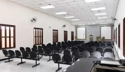 Imóvel Comercial para Venda em Feira de Santana, Santa Mônica, 1 dormitório, 2 banheiros