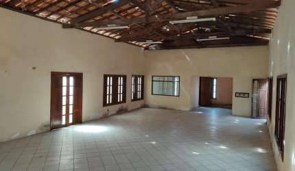 Imóvel Comercial para Venda em Feira de Santana, Muchila, 1 dormitório, 2 banheiros