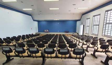 Imóvel Comercial para Venda em Limeira, Parque Hippolyto, 1 dormitório, 2 banheiros, 3 vagas