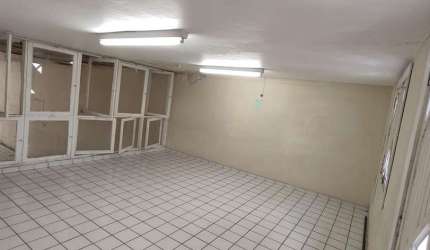Ponto Comercial para Venda em Eunápolis, Centro, 1 dormitório, 2 banheiros