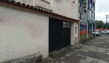 Ponto Comercial para Venda em Rio de Janeiro, Olaria, 1 dormitório, 3 banheiros