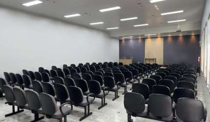 Sala Comercial para Venda em Chapecó, São Cristóvão, 2 banheiros, 2 vagas
