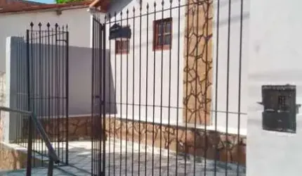 Sala Comercial para Venda em Macajuba, Centro, 1 dormitório, 2 banheiros