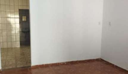 Casa para Locação em Ribeirão Preto, Ipiranga, 2 dormitórios, 1 banheiro, 1 vaga