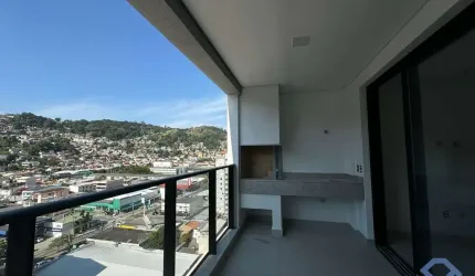 2 suítes com sacada gourmet e 1 vaga de garagem. Urban Centro.