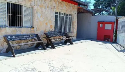 Casa para Locação em São José dos Campos, Jardim Oriente, 4 dormitórios, 1 suíte, 3 banheiros, 3 vagas