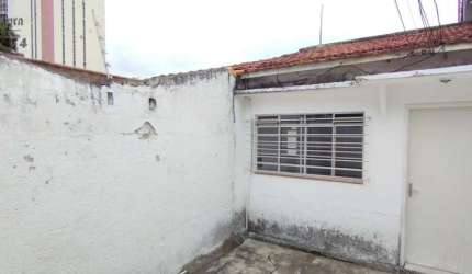 Edícula para Locação em São José dos Campos, Centro, 2 dormitórios, 1 banheiro