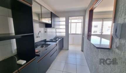 Apartamento Para Venda de 02 Dormitórios Bairro Cristal