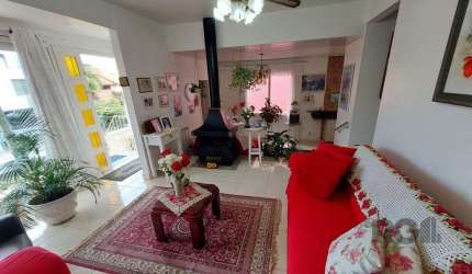 CASA 3 QUARTOS - ESPÍRITO SANTO - PORTO ALEGRE - RS