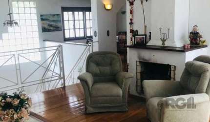Casa 4 dormitórios à venda Bom Jesus Porto Alegre/RS