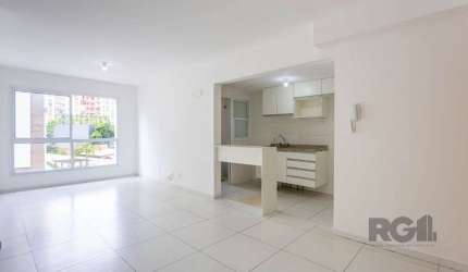 Apartamento 2 dormitórios à venda Passo da Areia Porto Alegre/RS