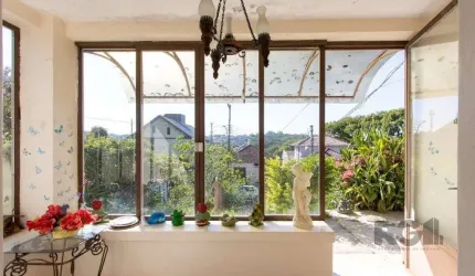 CASA 2 DORMITÓRIOS  NO SANTA TEREZA