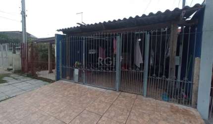 Casa no bairro Hípica - 3 dormitórios