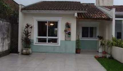 Casa em condomínio no bairro Hípica