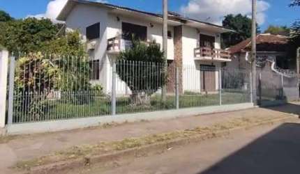 Casa Ampla no Jardim Carvalho com 4 dormitórios