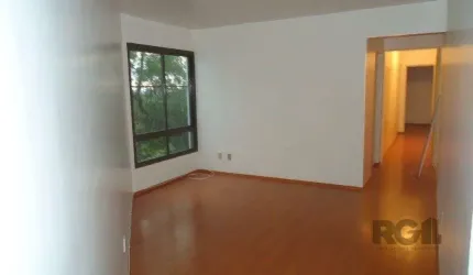 Apartamento de 2 dormitórios dependência e vaga