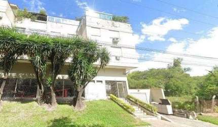 Cobertura no Jardim Planalto de 3 dormitórios e vaga