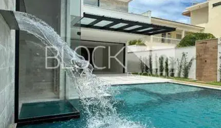 Barra da Tijuca | Casa de Condomínio 5 quartos, sendo 4 suites