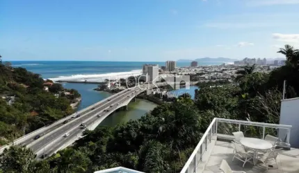 Joá | Casa de Condomínio 4 quartos, sendo 4 suites