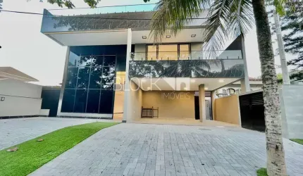 Recreio dos Bandeirantes | Casa de Condomínio 6 quartos, sendo 4 suites