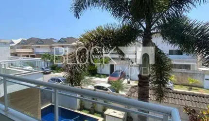 Recreio dos Bandeirantes | Casa de Condomínio 5 quartos, sendo 3 suites