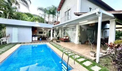 Vargem Grande | Casa de Condomínio 4 quartos, sendo 4 suites