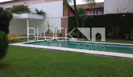 Barra da Tijuca | Casa de Condomínio 4 quartos, sendo 1 suite