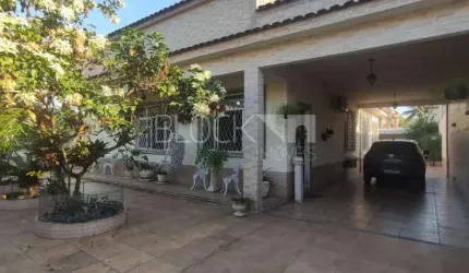 Taquara | Casa 3 quartos, sendo 1 suite