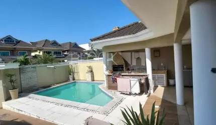 Recreio dos Bandeirantes | Casa de Condomínio 4 quartos, sendo 3 suites