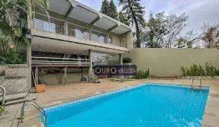 Casa de alto padrão em condomínio - CA 221115V