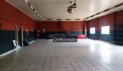 Galpão na Vl.Maria com 1.354m²